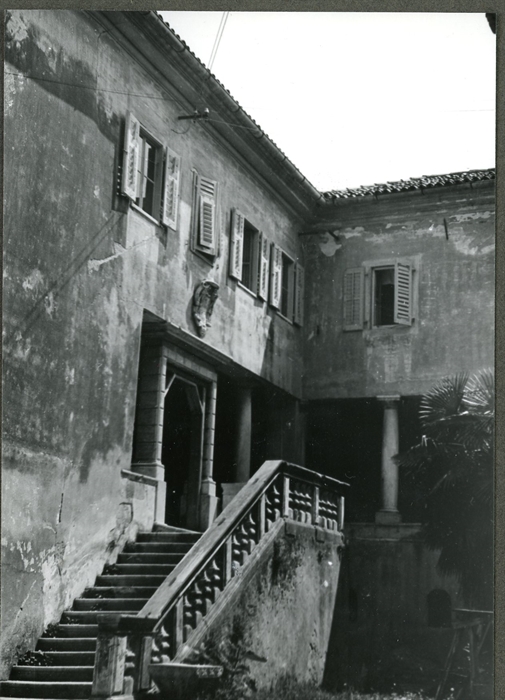 Image description